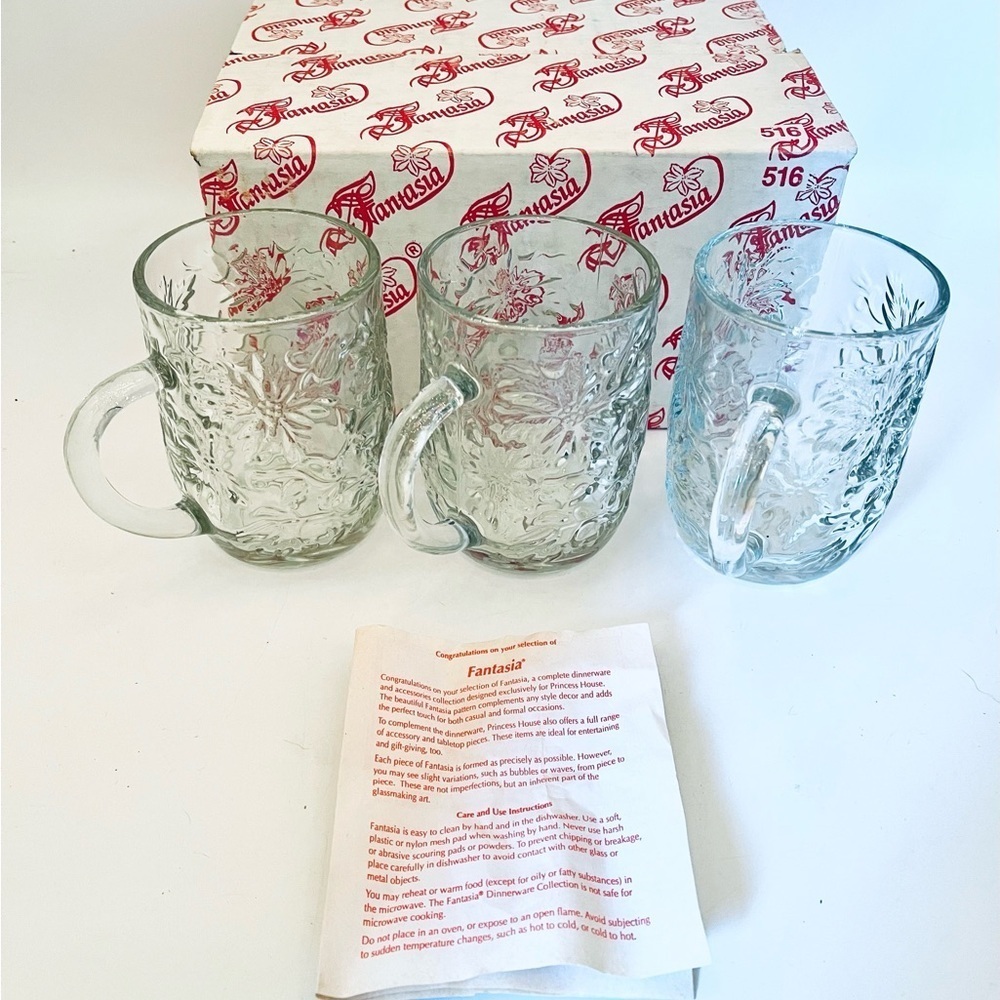 3 Princess House Fantasia Crystal Cups Poinsettias 9oz Mugs 516 Glass Coffee Tea